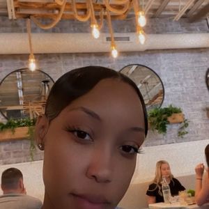 Meet your Posher, Amor